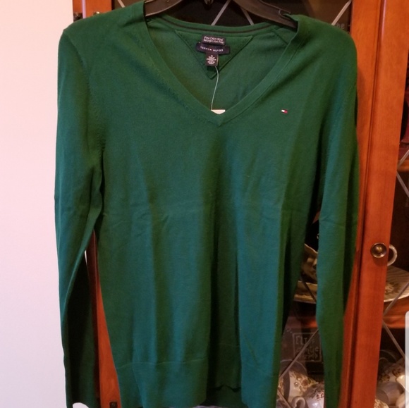 NWT- Tommy Hilfiger Hunter Green Ivy Sweater - Picture 3 of 5